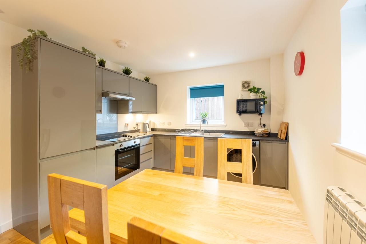 Modern City Centre Apartment In Inverness Exteriör bild